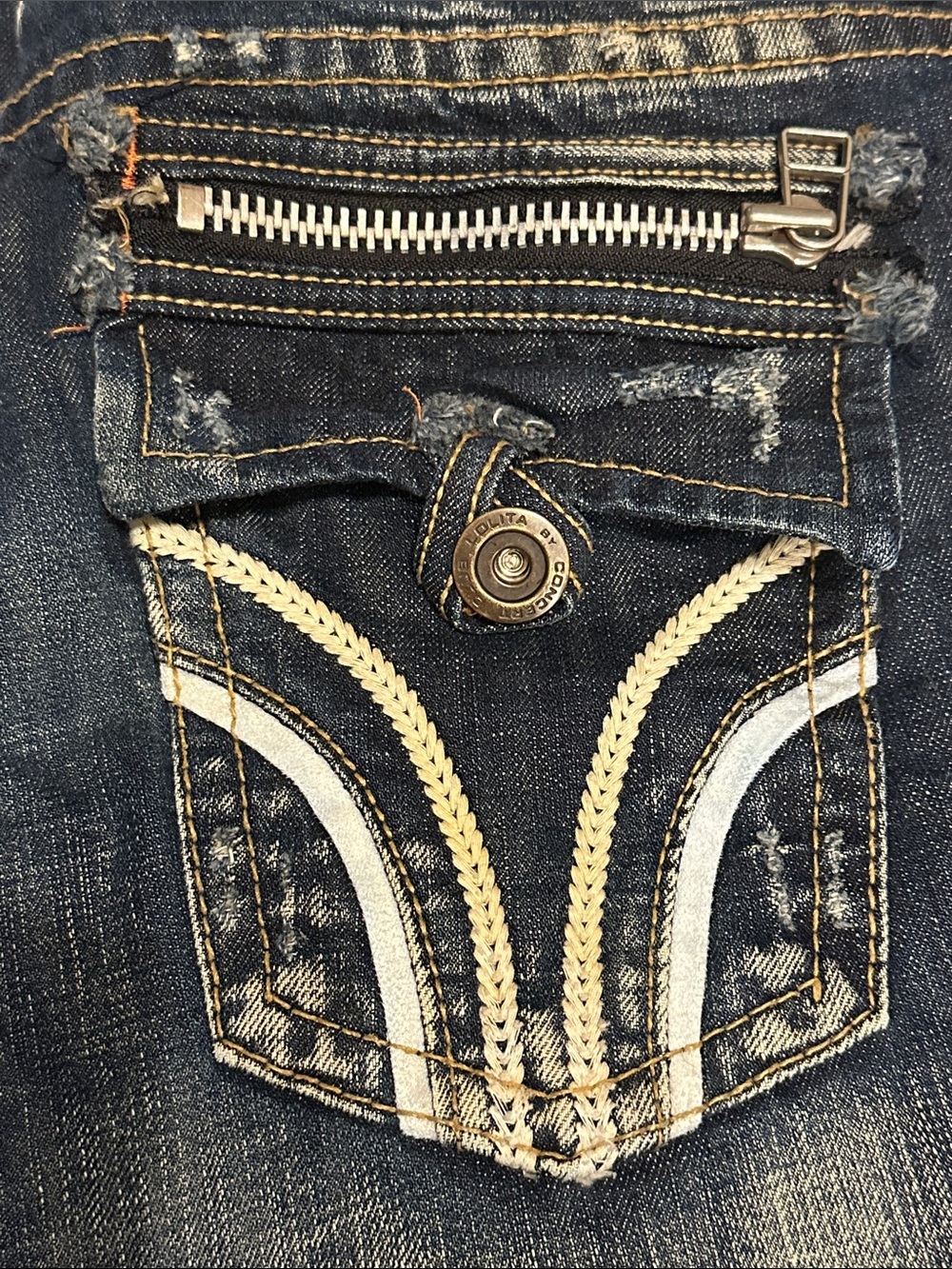 VTG Lolita by Concert Club Y2K Low Rise Bootcut Jeans Distressed Wash Size 27 - Picture 6 of 7